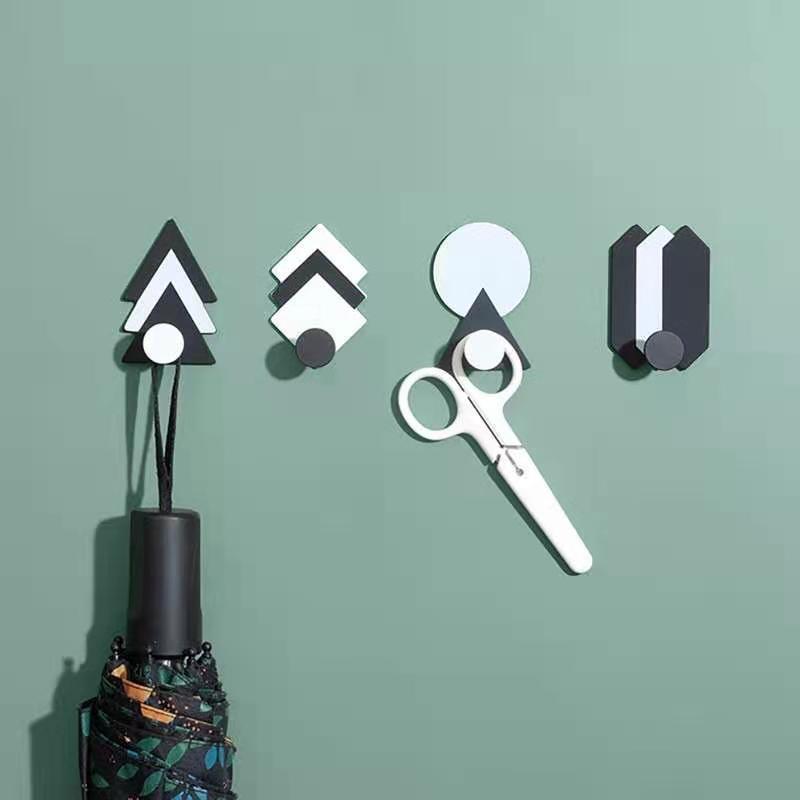 Ready Stock 4Pcs Geometric Modern Iron Wall Mounted Stick on Hook Hanger For Clothes/Towel/Bag/Baju Kitchen Bathroom ABCD(4PCS)
